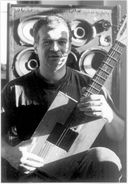 Pajo with his handmade guitar and loudspeakers 1998